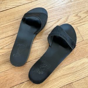 PONYHAIR ANCIENT GREEK SANDALS SLIDES